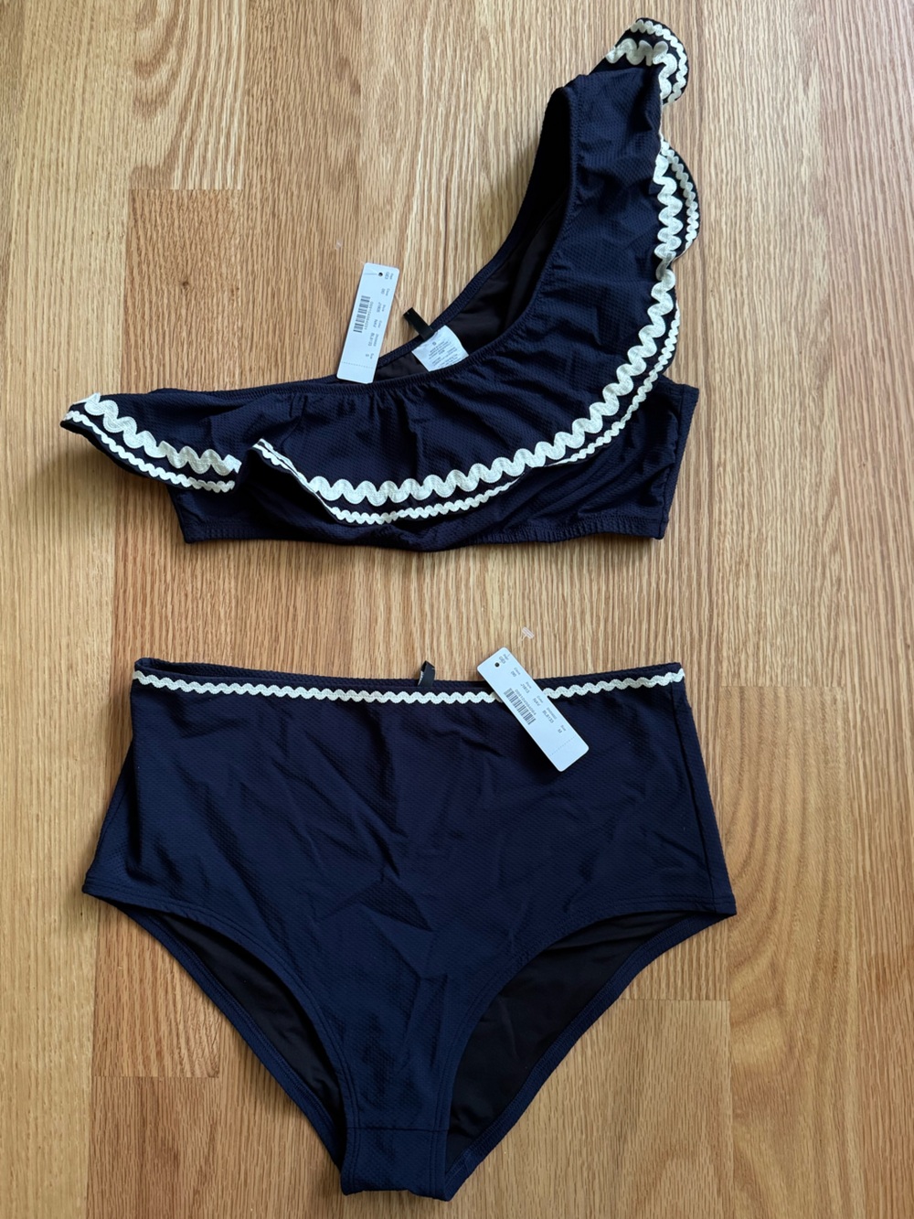 NWT J. Crew One Shoulder Ruffle Pique Rick Rack Bikini - Picture 2 of 8